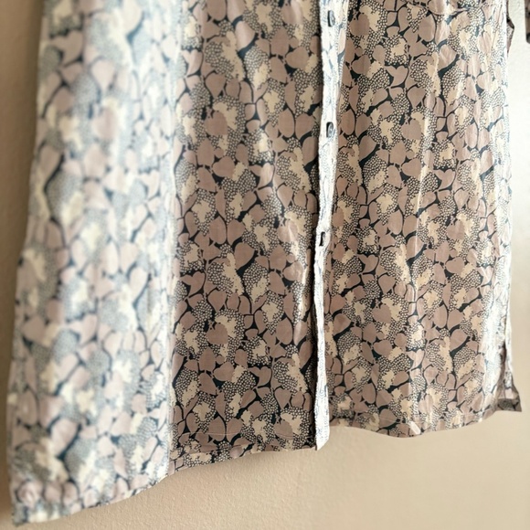 John Langford 100% Cotton Gray Abstract Short Sleeve Button Down - Picture 8 of 13